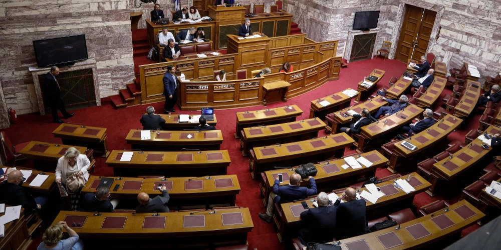 Ξεφτίλισε τους «γιαλαντζί αριστερούς» : «Κρίμα στις σόλες των παπουτσιών που καταναλώσατε για να κάνετε πορείες στην αμερικανική πρεσβεία» – Βίντεο